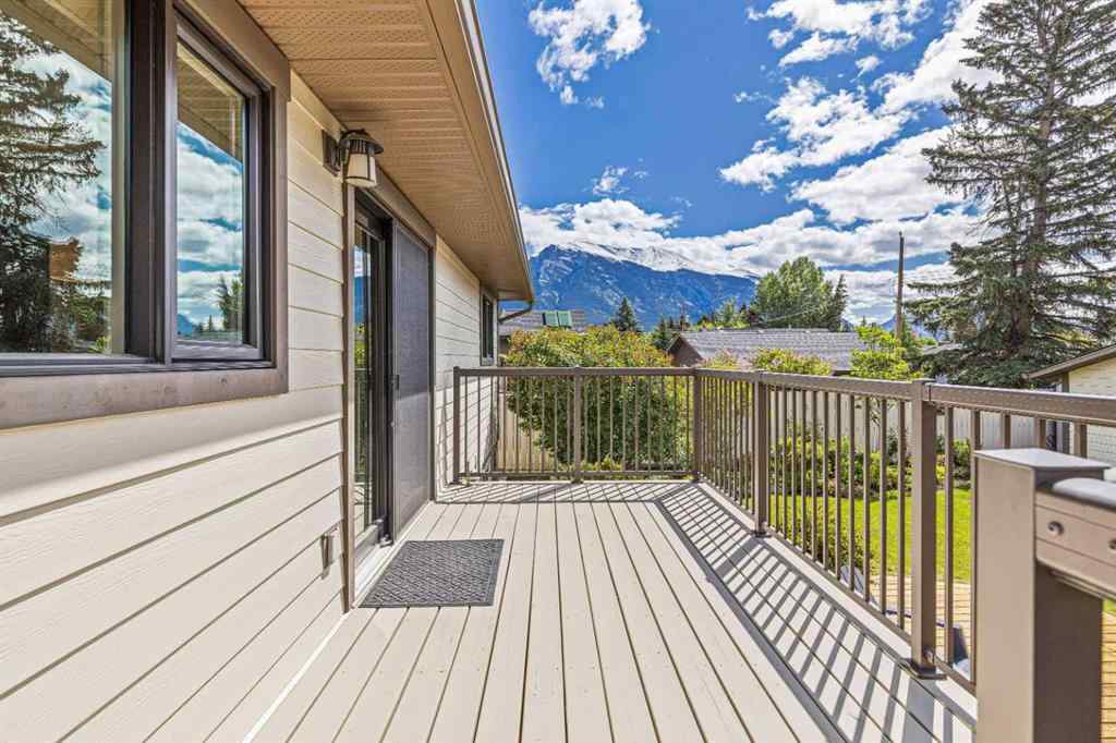 MLS® A2189041 - 949 13th Street  in Lions Park Canmore, Residential