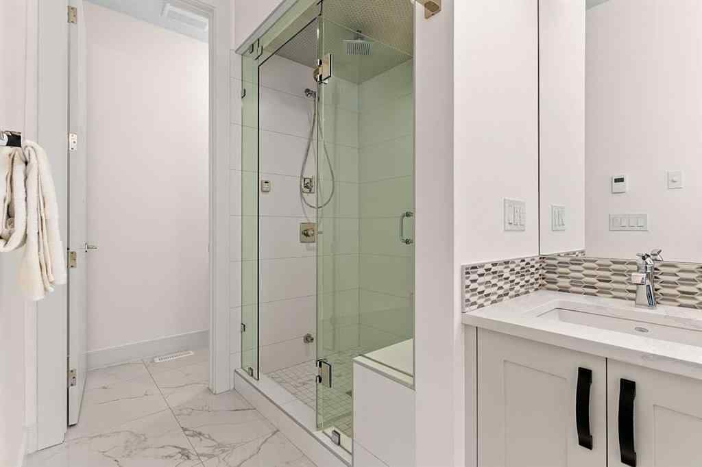 MLS® A2189151 - 431 28 Avenue NW in Mount Pleasant Calgary, Residential