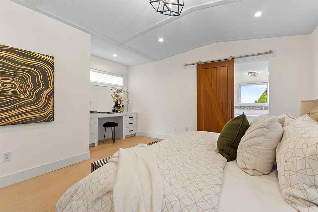 MLS® A2189151 - 431 28 Avenue NW in Mount Pleasant Calgary, Residential