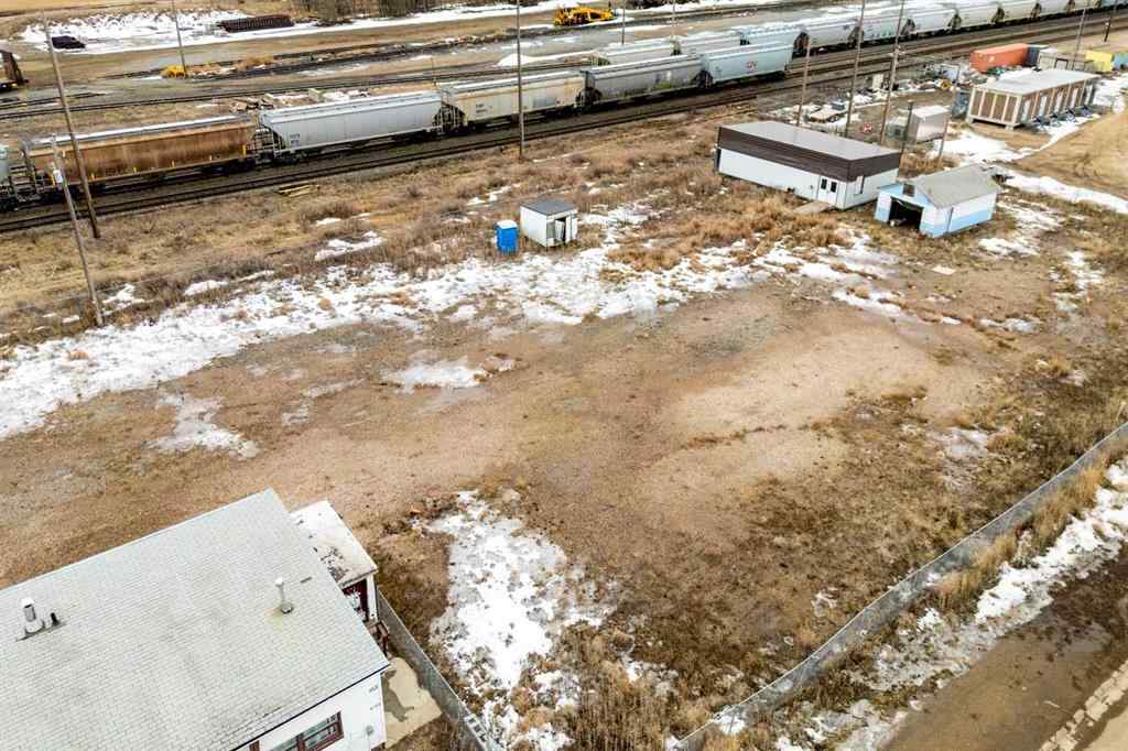 MLS® A2189261 - 1101 1 Avenue  in Wainwright Wainwright, Commercial