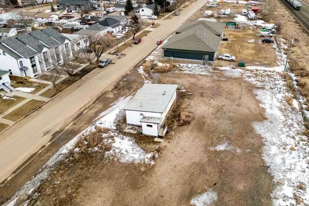 MLS® A2189261 - 1101 1 Avenue  in Wainwright Wainwright, Commercial