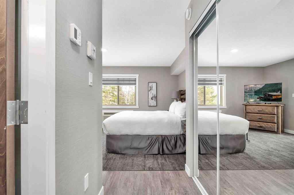 MLS® A2189281 - Unit #709/710 401 4 Street  in Elkwater Rural Cypress County, Residential