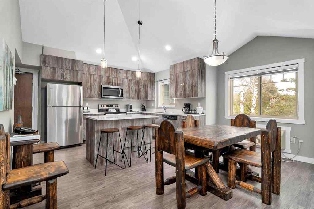 MLS® A2189281 - Unit #709/710 401 4 Street  in Elkwater Rural Cypress County, Residential