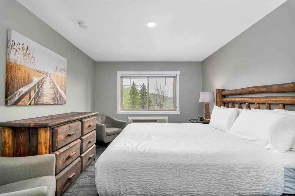 MLS® A2189281 - Unit #709/710 401 4 Street  in Elkwater Rural Cypress County, Residential