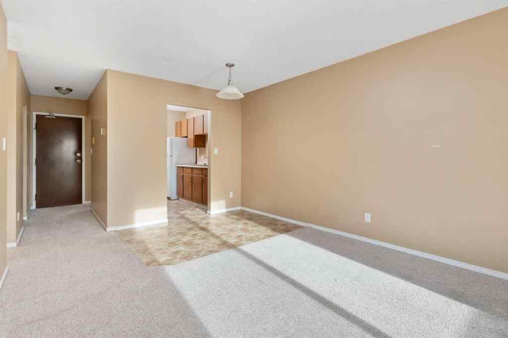 MLS® A2189293 - Unit #403 5418 52 Street  in Sparling Camrose, Residential