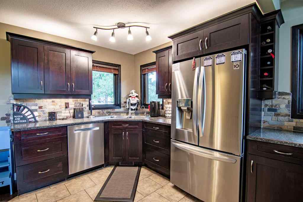 MLS® A2189470 - Unit #6 38261 Range Road 261   in Joffre Bridge Rural Red Deer County, Residential
