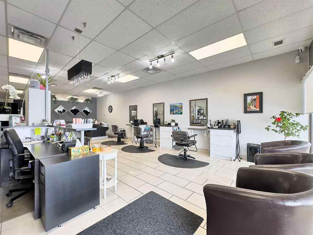 MLS® A2189532 - Unit #6 1299 Trans Canada Way SE in Southview-Park Meadows Medicine Hat, Commercial