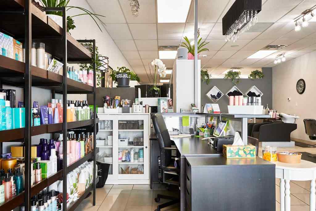 MLS® A2189532 - Unit #6 1299 Trans Canada Way SE in Southview-Park Meadows Medicine Hat, Commercial