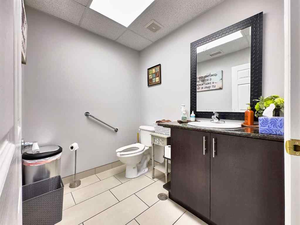 MLS® A2189532 - Unit #6 1299 Trans Canada Way SE in Southview-Park Meadows Medicine Hat, Commercial