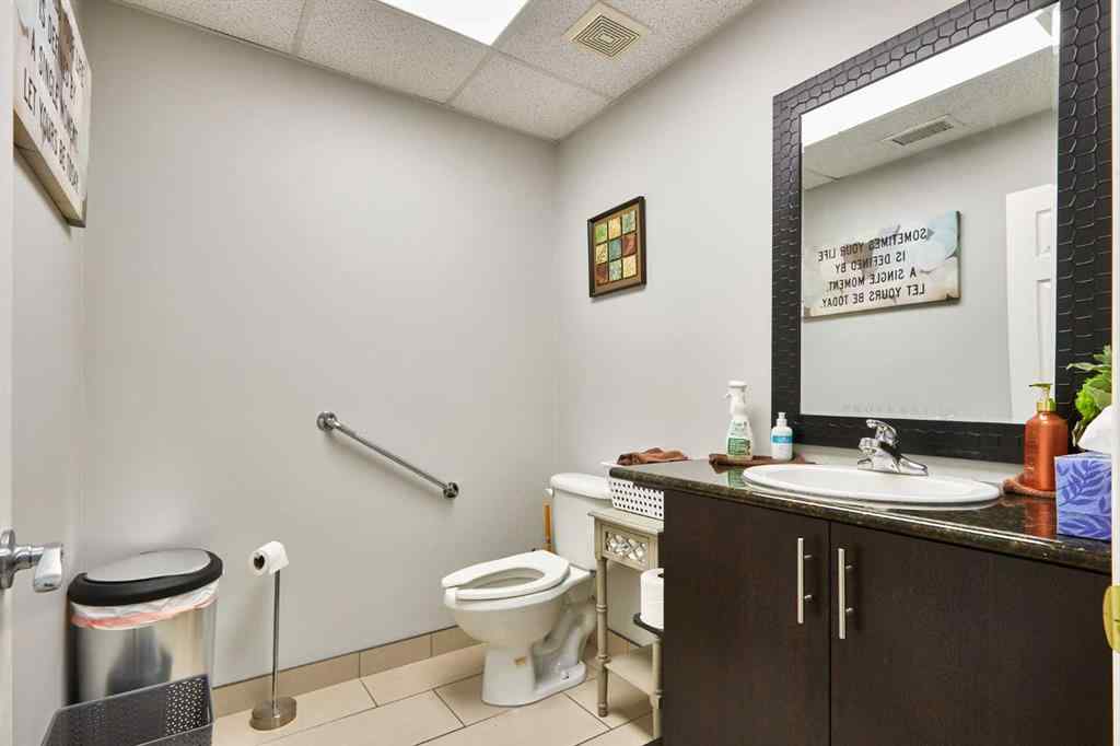 MLS® A2189532 - Unit #6 1299 Trans Canada Way SE in Southview-Park Meadows Medicine Hat, Commercial