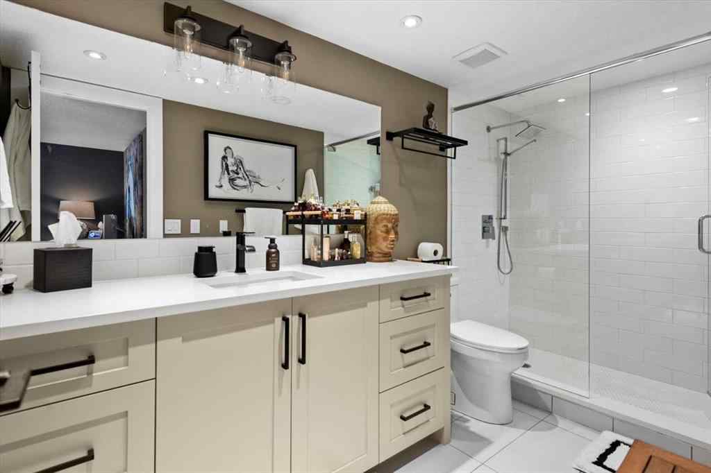 MLS® A2189674 - Unit #302 320 Meredith Road NE in Crescent Heights Calgary, Residential