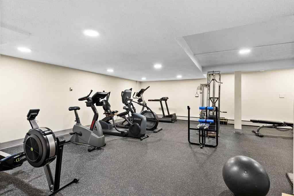 MLS® A2189674 - Unit #302 320 Meredith Road NE in Crescent Heights Calgary, Residential