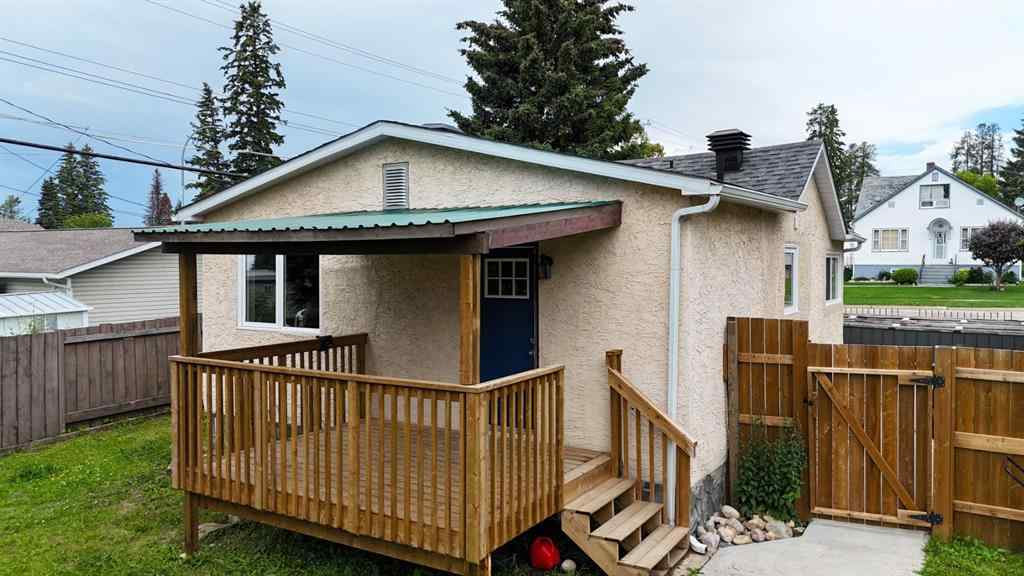 MLS® A2189799 - 4927 10 Avenue   in Edson Edson, Residential