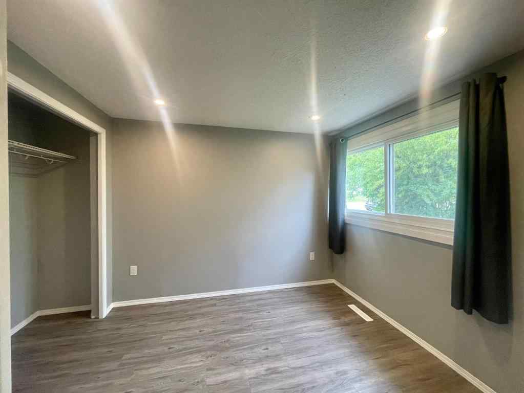 MLS® A2189799 - 4927 10 Avenue   in Edson Edson, Residential
