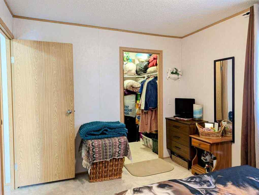 MLS® A2189892 - 7 4 Avenue SW in NONE Faust, Residential