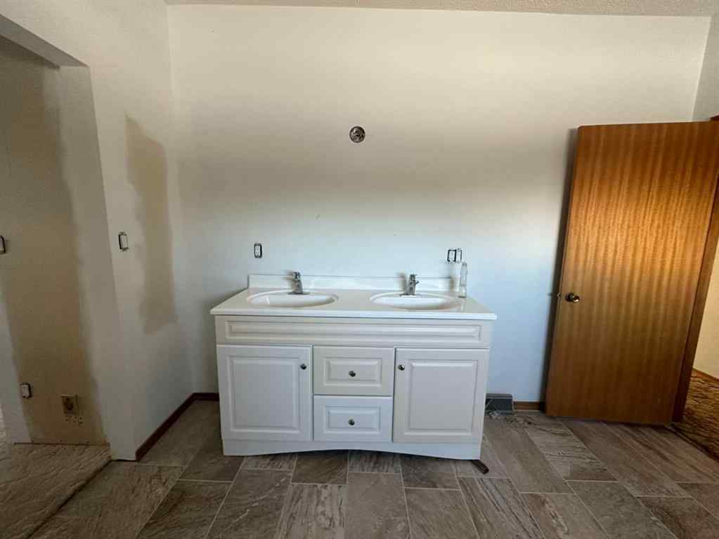 MLS® A2189955 - 171076 Township Road 31-2   in NONE Rural Starland County, Residential