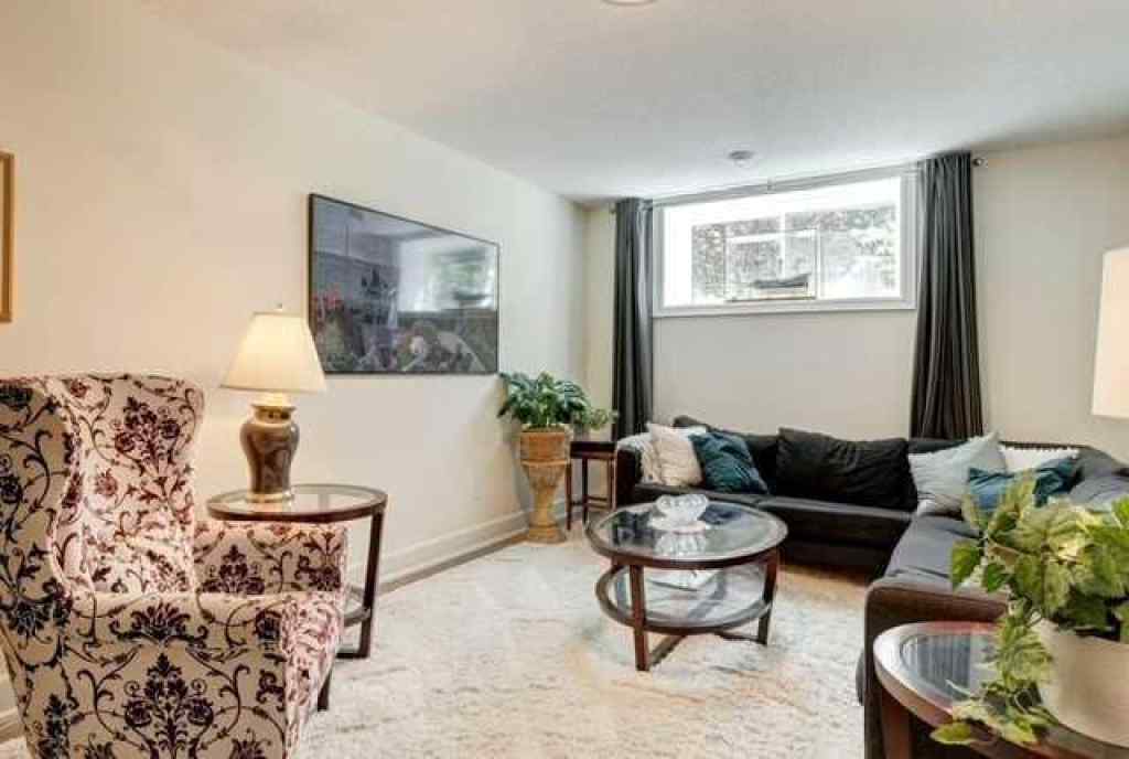 MLS® A2190010 - 930 9 Street  in Town Centre_Canmore Canmore, Residential