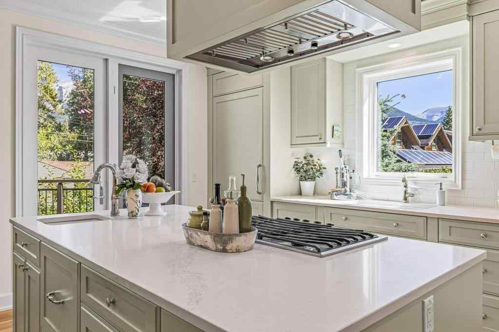 MLS® A2190010 - 930 9 Street  in Town Centre_Canmore Canmore, Residential