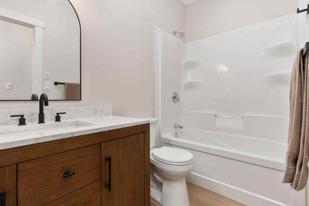MLS® A2190156 - 2506 62 Street  in Valleyview Camrose, Residential