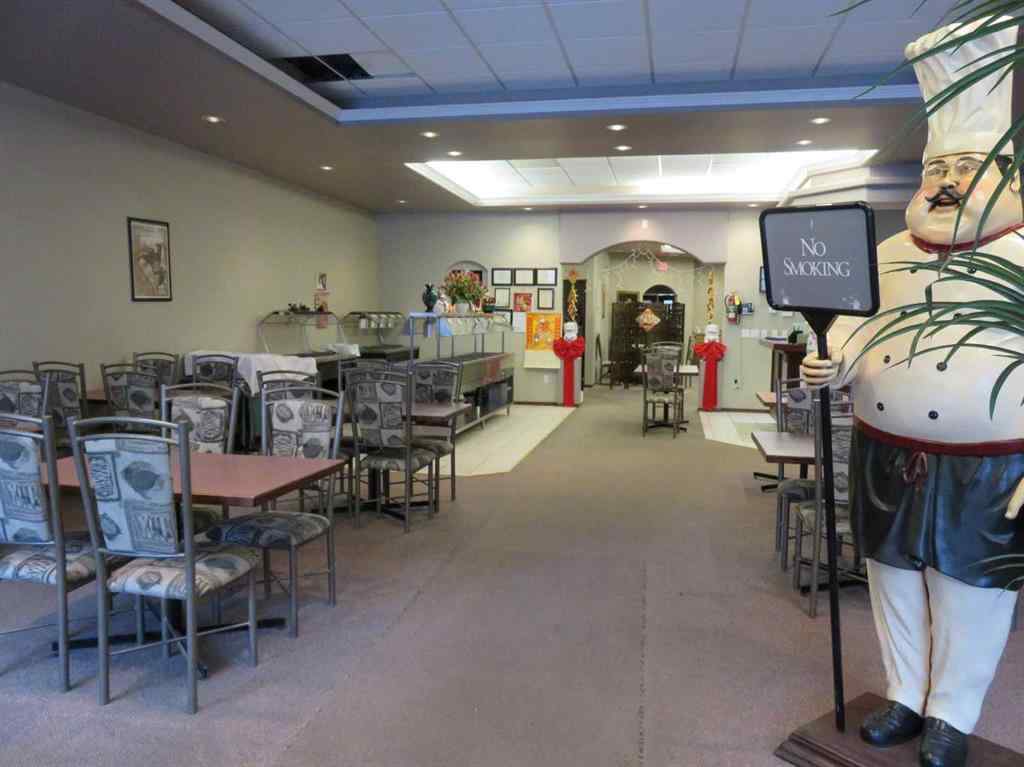 MLS® A2190341 - 639 3 Street SE in SE Hill Medicine Hat, Commercial