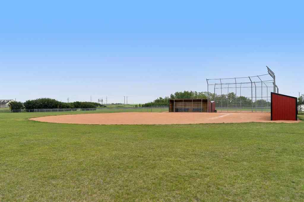 MLS® A2190369 - 905 Mountain Avenue  in NONE Crossfield, Commercial