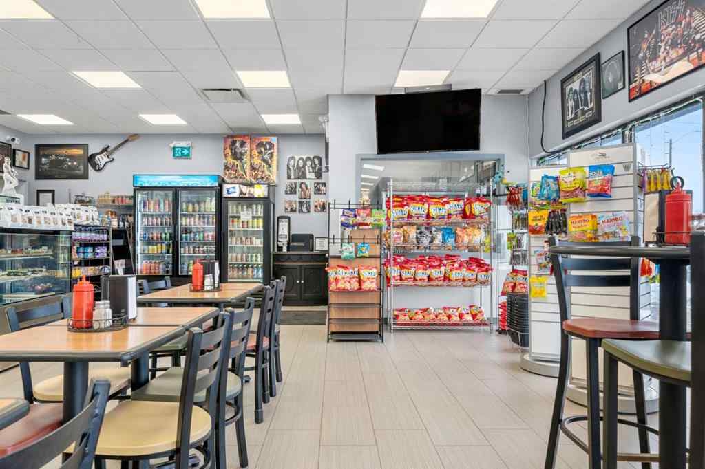 MLS® A2190369 - 905 Mountain Avenue  in NONE Crossfield, Commercial