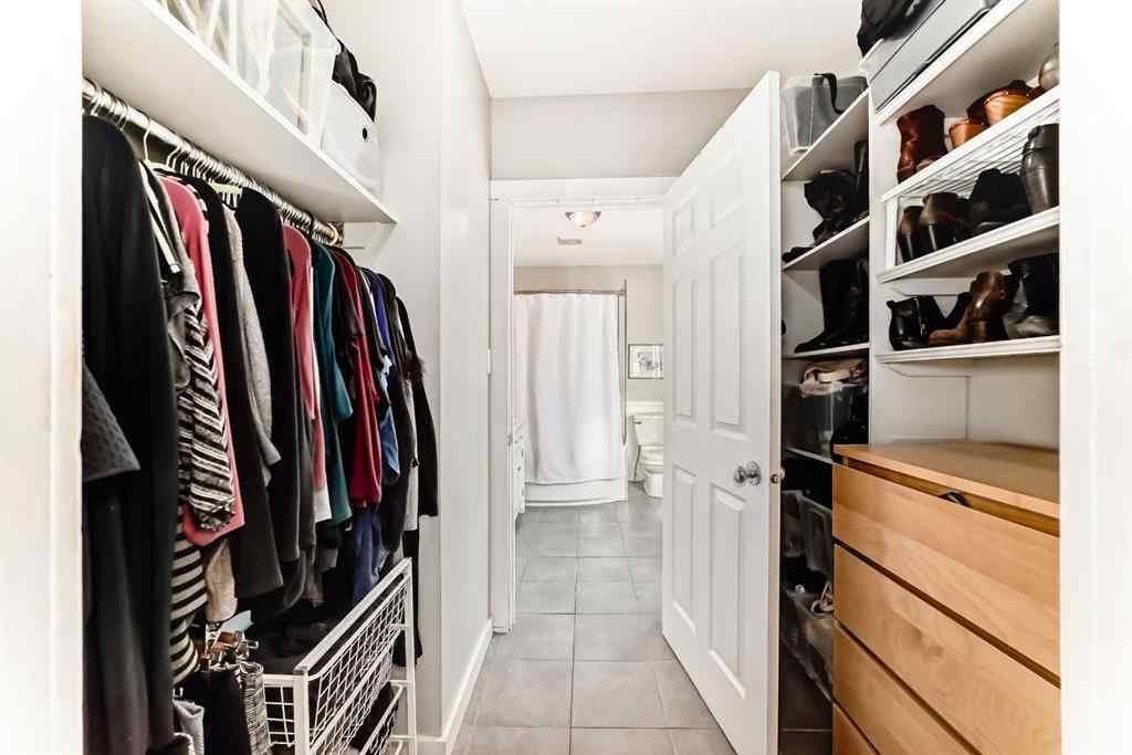 MLS® A2190435 - 2125 36 Avenue SW in Altadore Calgary, Residential