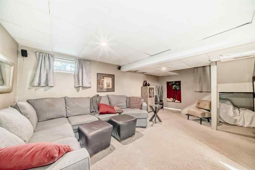 MLS® A2190435 - 2125 36 Avenue SW in Altadore Calgary, Residential