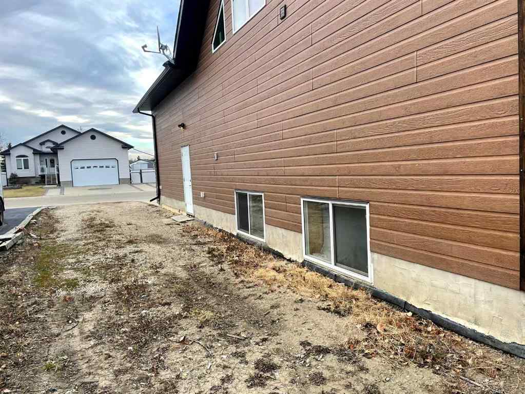 MLS® A2190513 - 810 7 Ave   in NONE Fox Creek, Residential