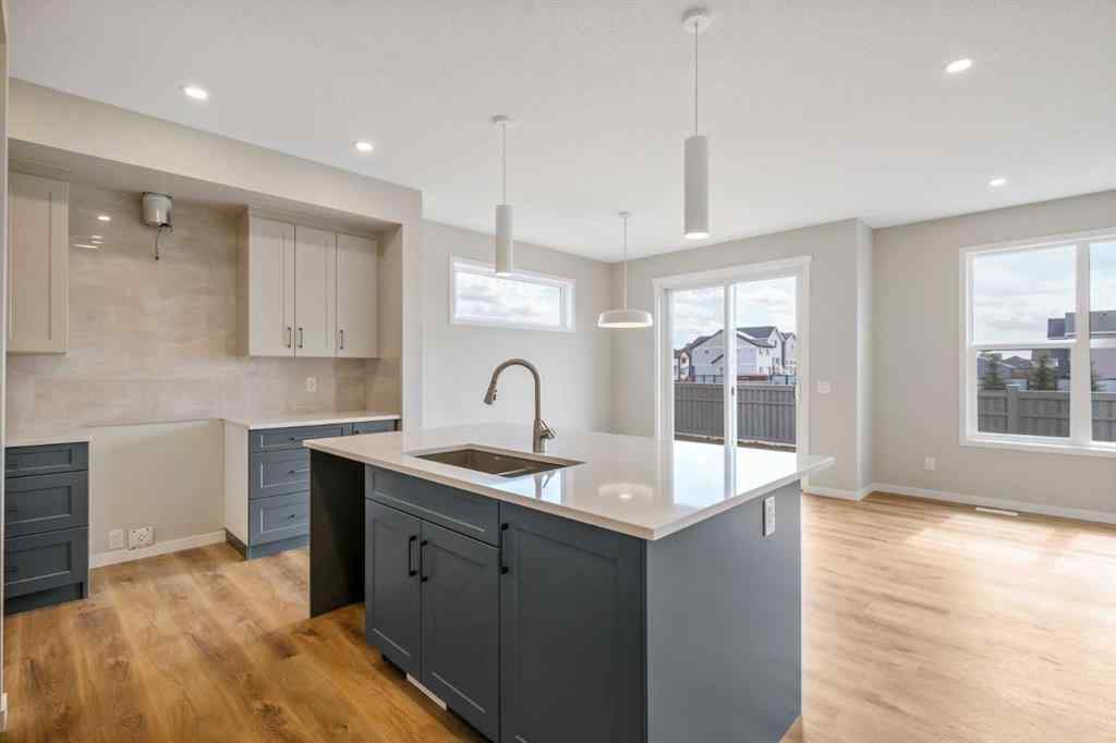 MLS® A2190578 - 324 Magnolia Crescent SE in Mahogany Calgary, Residential