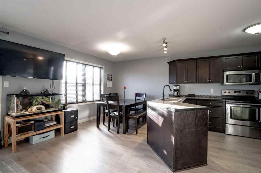 MLS® A2190834 - 11307 91 Street  in Lower West Peace Peace River, Residential