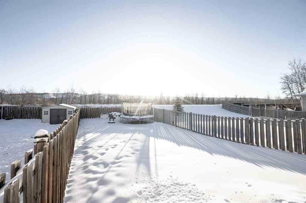 MLS® A2190834 - 11307 91 Street  in Lower West Peace Peace River, Residential