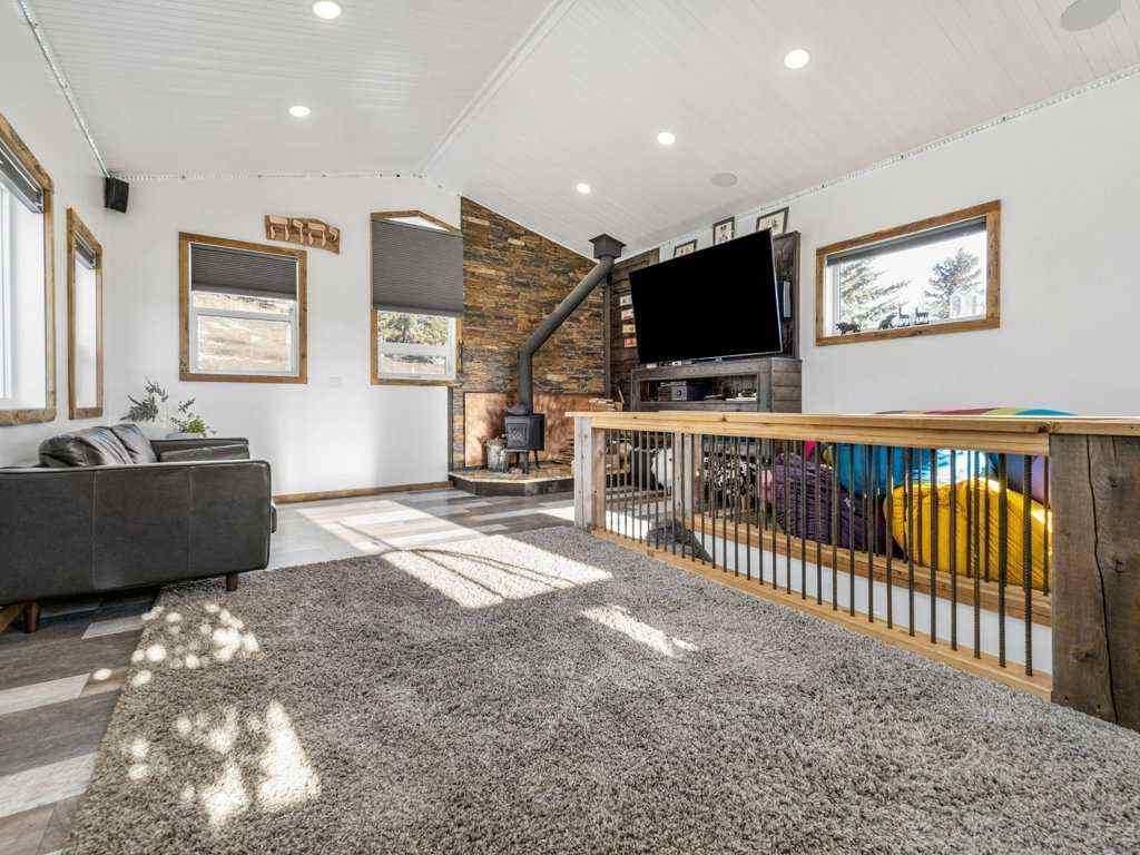 MLS® A2190841 - 6501 22 Avenue  in NONE Coleman, Residential