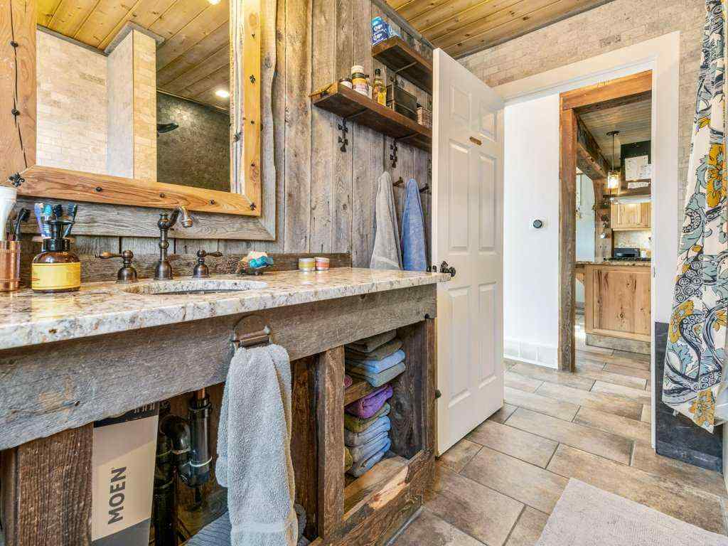 MLS® A2190841 - 6501 22 Avenue  in NONE Coleman, Residential
