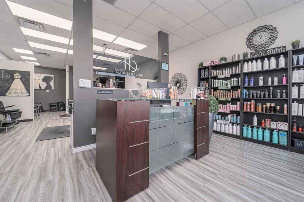 MLS® A2190970 - 210B 12A Street N in Senator Buchanan Lethbridge, Commercial