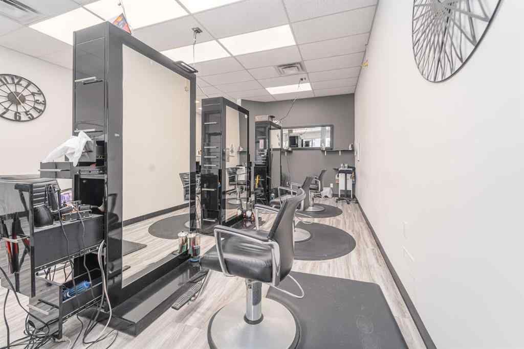 MLS® A2190970 - 210B 12A Street N in Senator Buchanan Lethbridge, Commercial