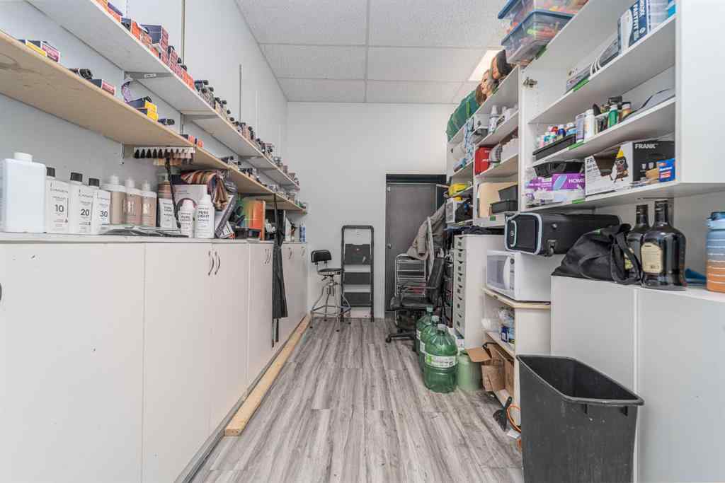 MLS® A2190970 - 210B 12A Street N in Senator Buchanan Lethbridge, Commercial