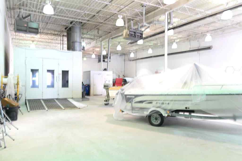 MLS® A2191126 - Unit #Bays 4-5 7419 50 Avenue  in Northlands Industrial Park Red Deer, Commercial