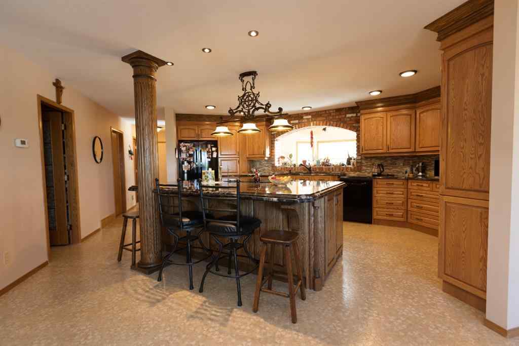 MLS® A2191155 - 6804 42A Avenue  in Duggan Park Camrose, Residential