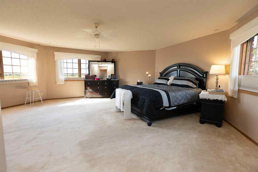 MLS® A2191155 - 6804 42A Avenue  in Duggan Park Camrose, Residential