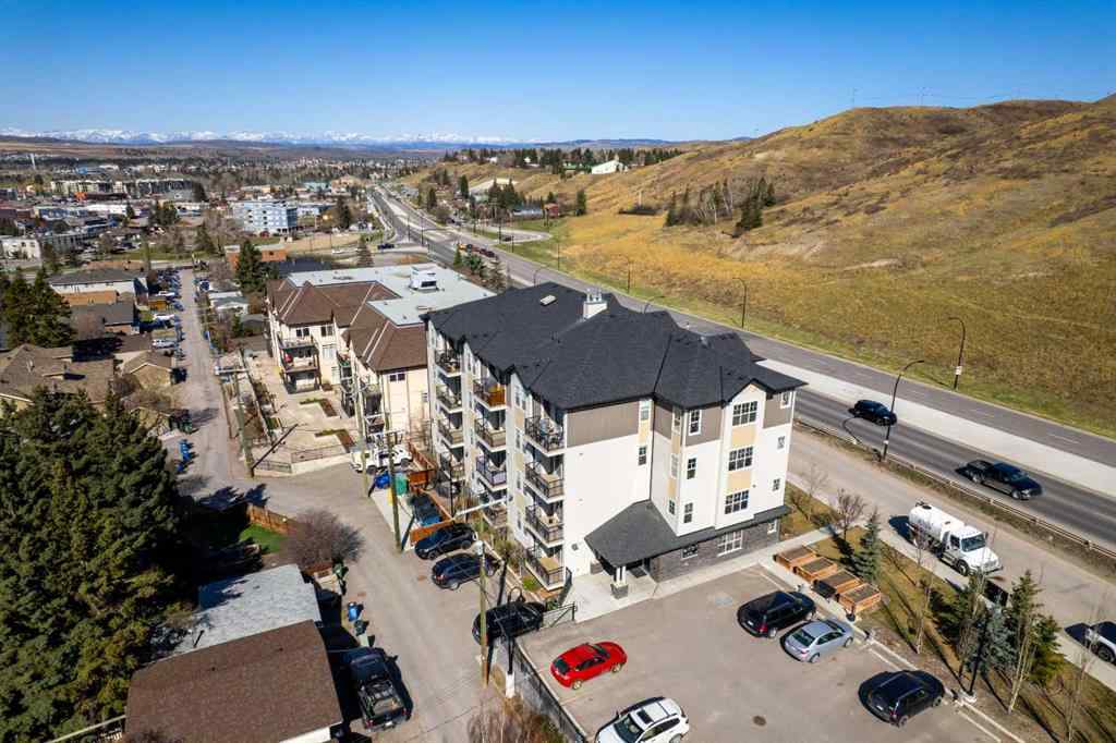 MLS® A2191234 - 213 Mountain Street  in Downtown Cochrane, Commercial