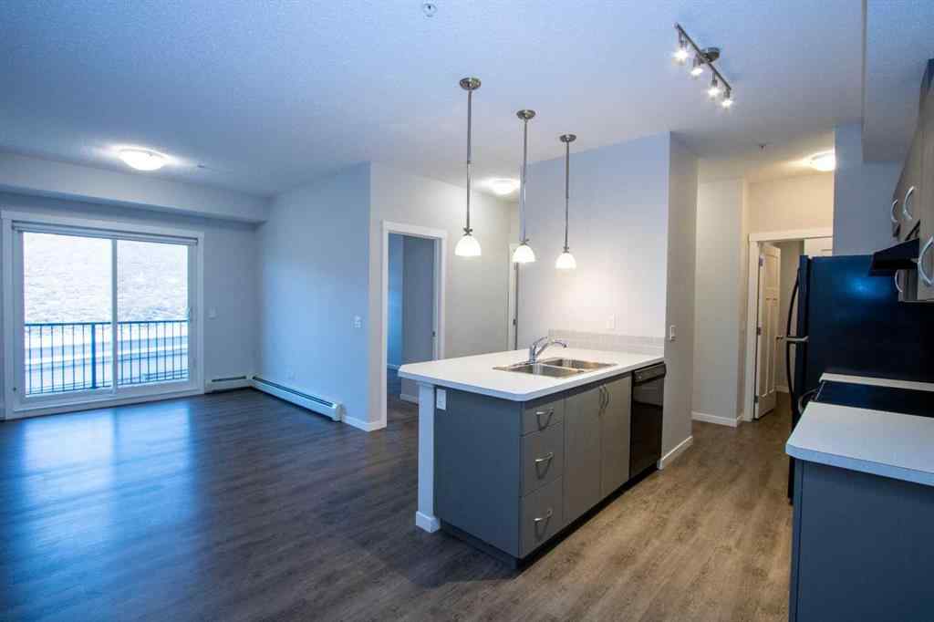 MLS® A2191234 - 213 Mountain Street  in Downtown Cochrane, Commercial
