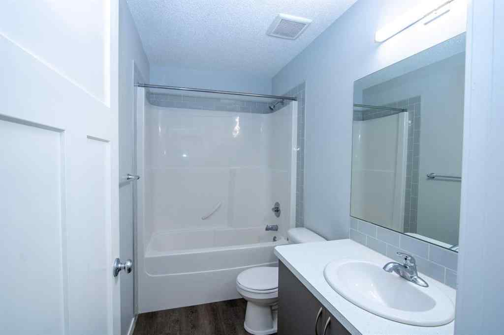 MLS® A2191234 - 213 Mountain Street  in Downtown Cochrane, Commercial