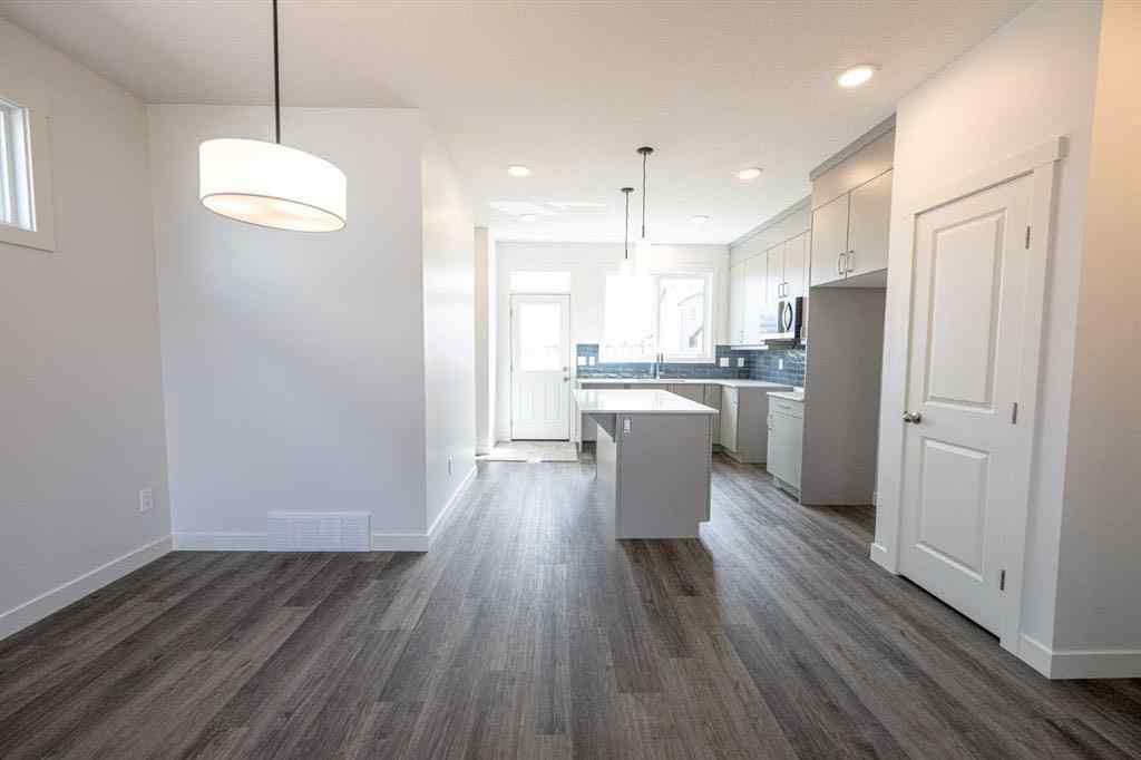 MLS® A2191291 - 8713 Cooperwood Road  in Easthaven Grande Prairie, Residential