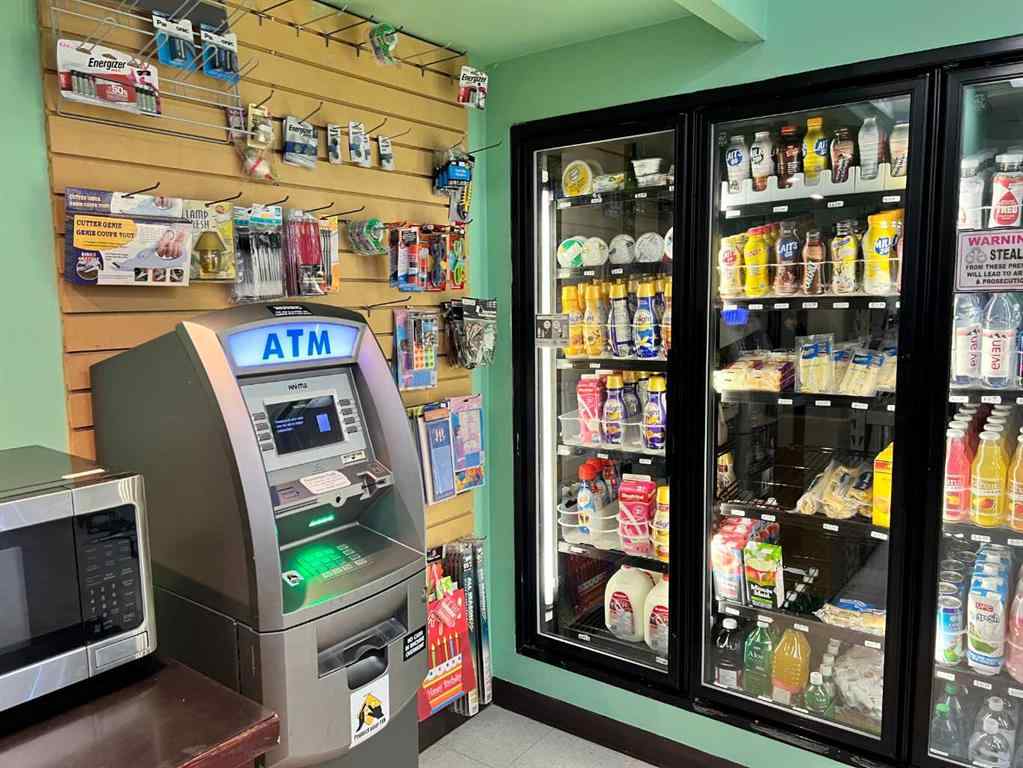 MLS® A2191327 - 5536 58 Street  in Downtown Lacombe Lacombe, Commercial