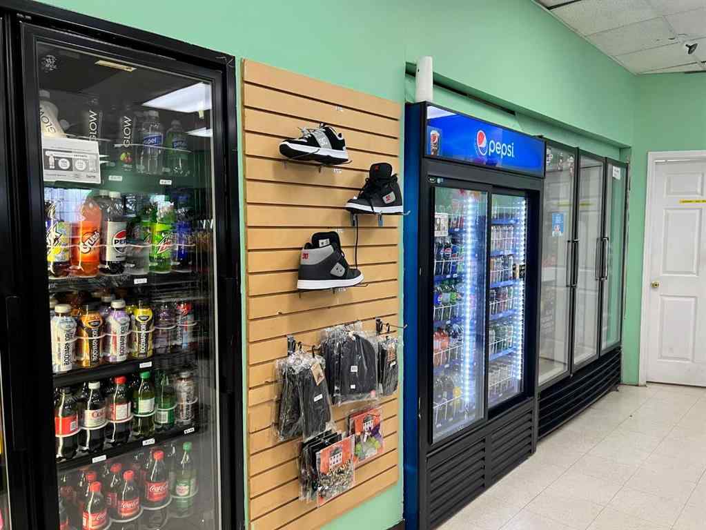 MLS® A2191327 - 5536 58 Street  in Downtown Lacombe Lacombe, Commercial