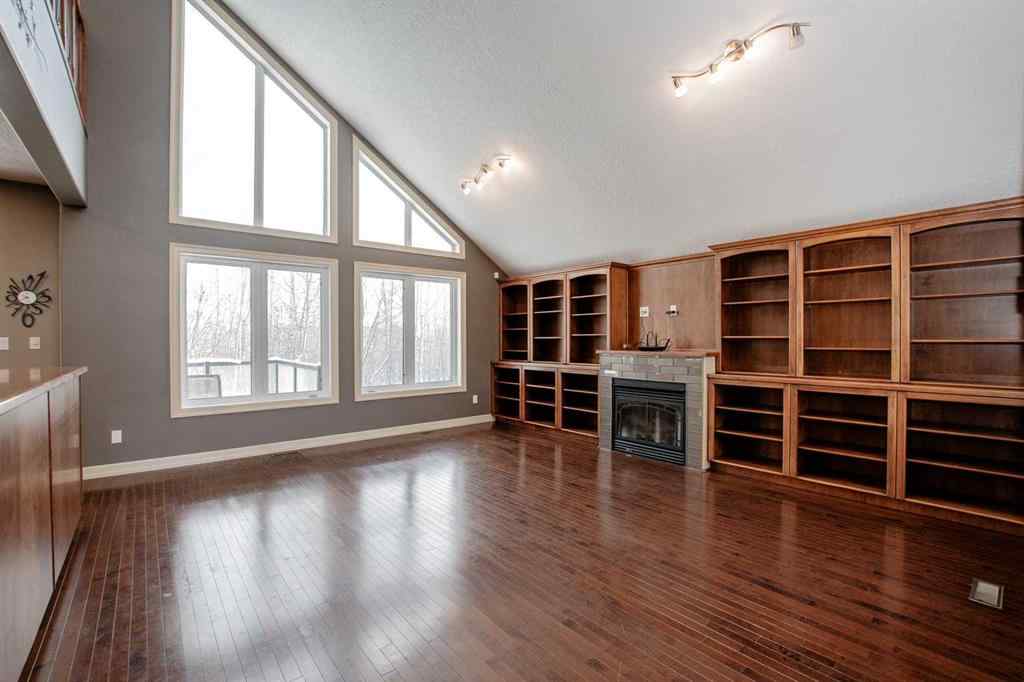 MLS® A2191366 - 10101 72A Avenue  in Mission Heights Grande Prairie, Residential
