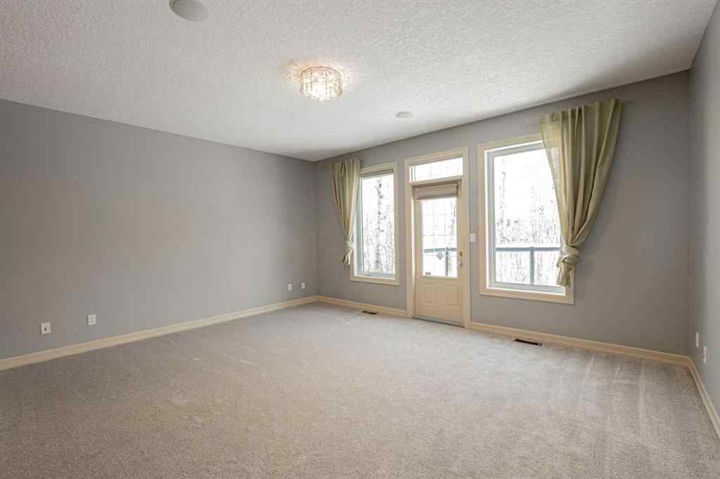 MLS® A2191366 - 10101 72A Avenue  in Mission Heights Grande Prairie, Residential