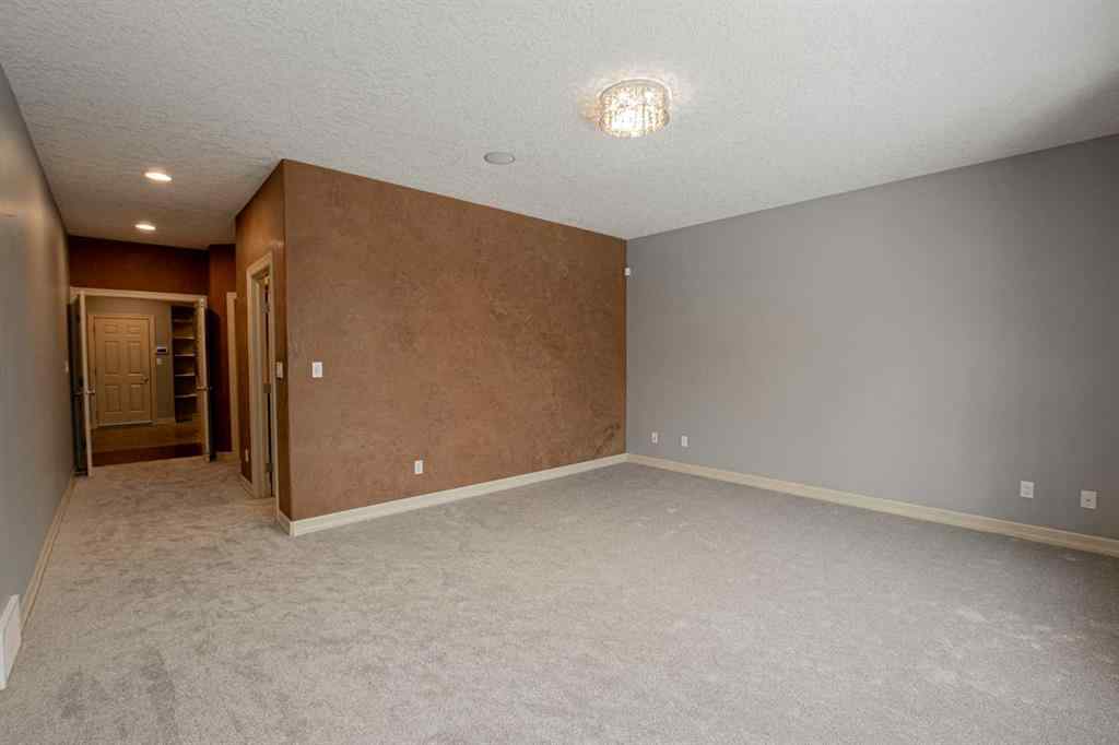 MLS® A2191366 - 10101 72A Avenue  in Mission Heights Grande Prairie, Residential