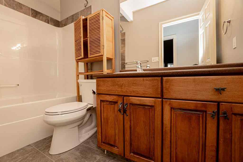 MLS® A2191366 - 10101 72A Avenue  in Mission Heights Grande Prairie, Residential